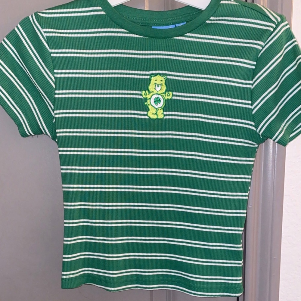 NWOT Ribbed Care Bears Crop Baby Tee. Size XS.